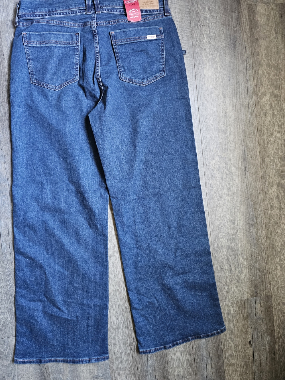 Levi's Wide Leg Women's Jeans in Blue Denim - Picture 7 of 7